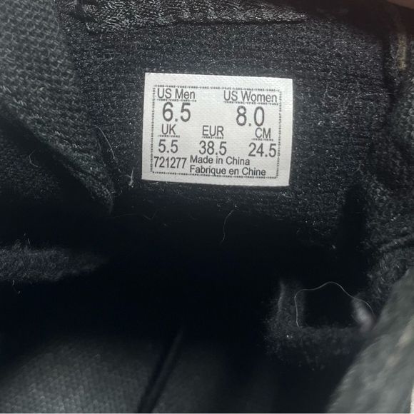 COPY - Vans Sk8-Hi Triple Black Hi-Top Sneaker Skate Shoe - Women's 8 - Picture 8 of 9